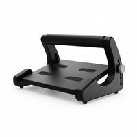 Repose-pieds de bureau réglable noir, plateau à quatre zones texturées et barre supérieure, sur fond blanc