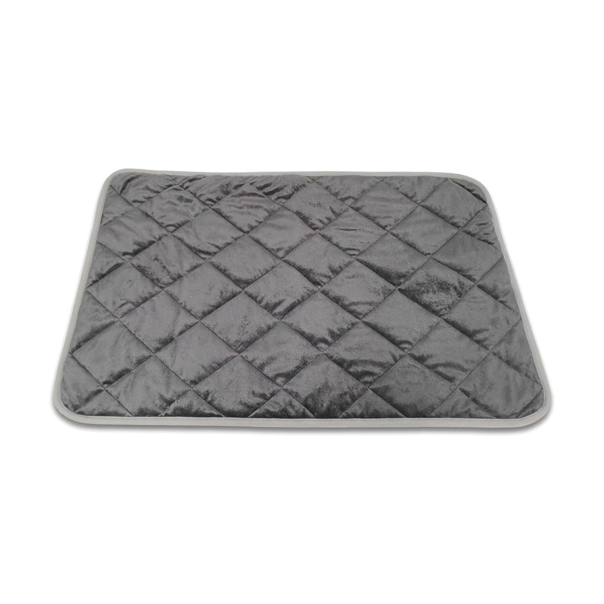 Tapis auto-chauffant pour chat gris, matelassé, sur fond blanc