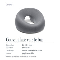 Les cotes : 26 × 13 × 6 cm, ouverture de 14 × 10 cm, housse zippée