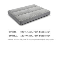 Les deux formats du matelas : 100 × 75 cm et 120 × 95 cm, 7 cm d’épaisseur