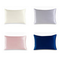 Les quatre coloris : ivoire, argent, rose et marine