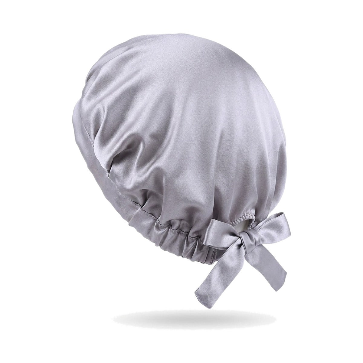 Coloris argent : bonnet de nuit en soie de mûrier sur fond blanc
