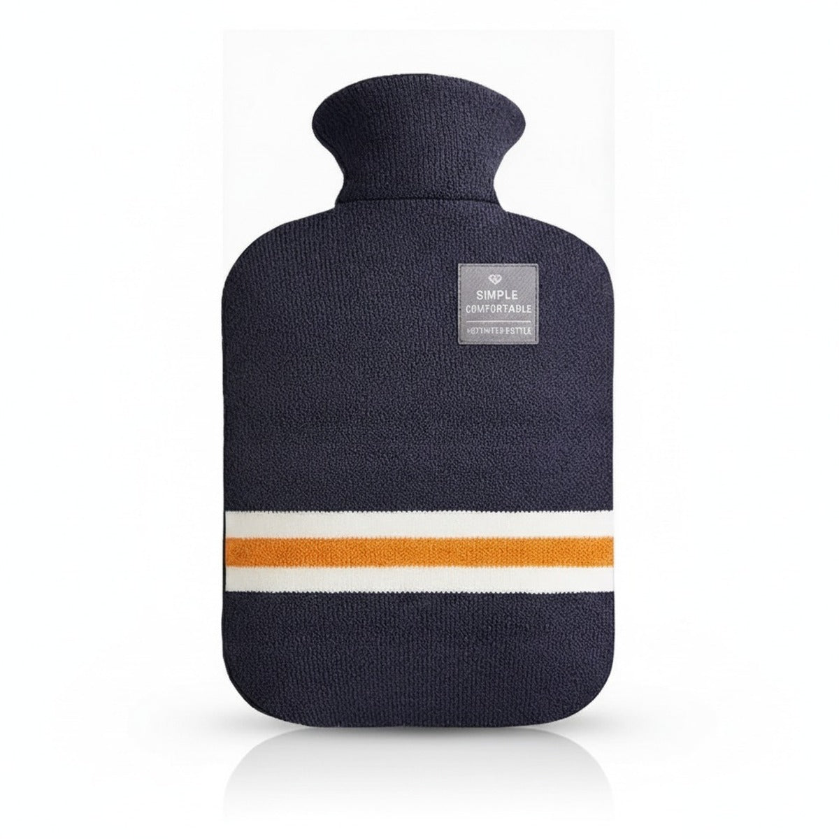 Coloris marine : bouillotte à housse tricotée sur fond blanc
