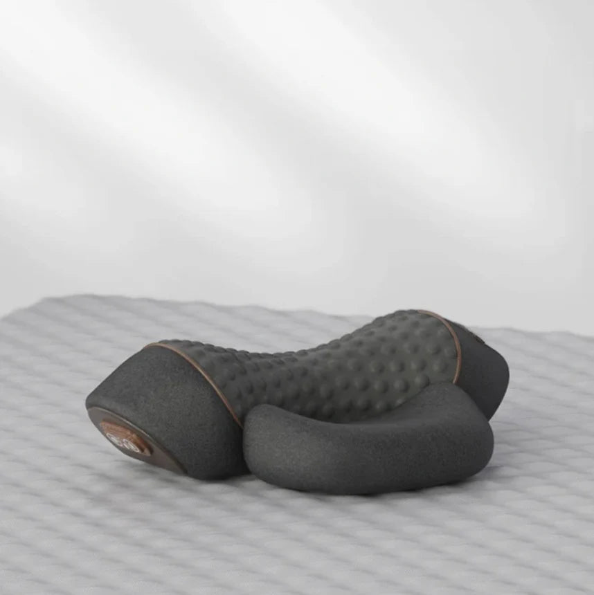 Vue latérale du coussin massage chauffant cervical pour un design ergonomique