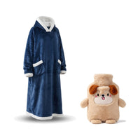 Coffret cocooning : sweat plaid à capuche bleu et bouillotte peluche chiot, sur fond blanc
