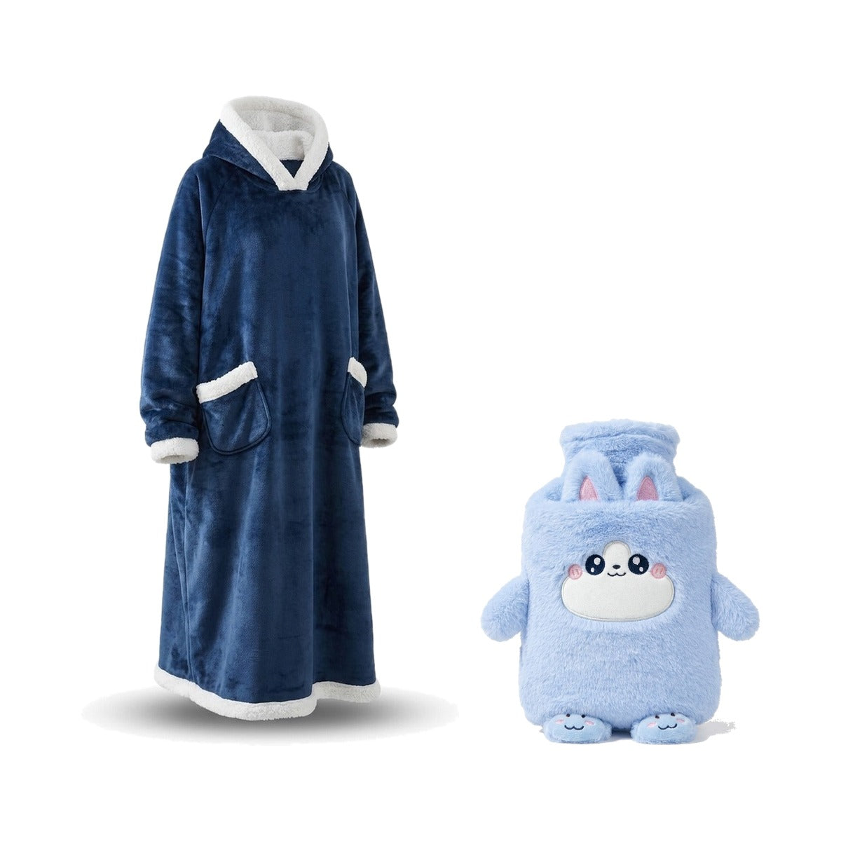 Coffret cocooning : sweat plaid à capuche bleu et bouillotte peluche raton laveur bleu, sur fond blanc
