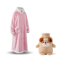 Coffret cocooning : sweat plaid à capuche rose et bouillotte peluche chiot, sur fond blanc