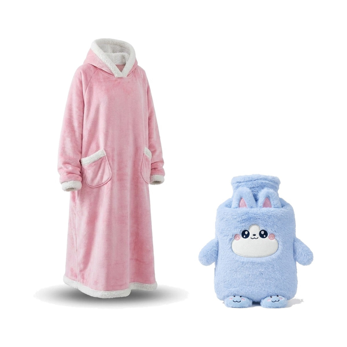 Coffret cocooning : sweat plaid à capuche rose et bouillotte peluche raton laveur bleu, sur fond blanc