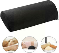Coussin demi-lune noir avec trois exemples illustrés de positionnement