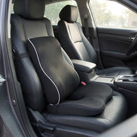 Coussin d’assise et coussin lombaire installés ensemble sur un siège de voiture — mise en situation illustrative