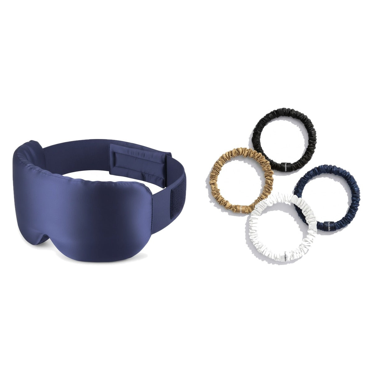 Pack soie de mûrier : masque de nuit marine et 4 chouchous assortiment classiques, sur fond blanc